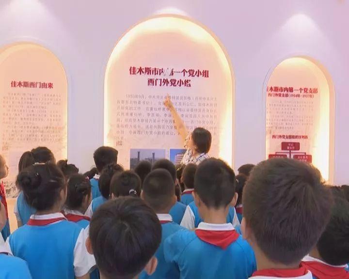 小企鹅逃生